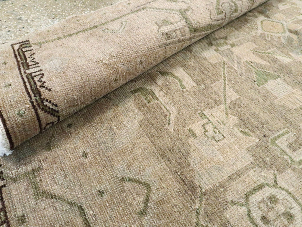 Vintage Persian Malayer Accent Rug, No.28573 - Galerie Shabab