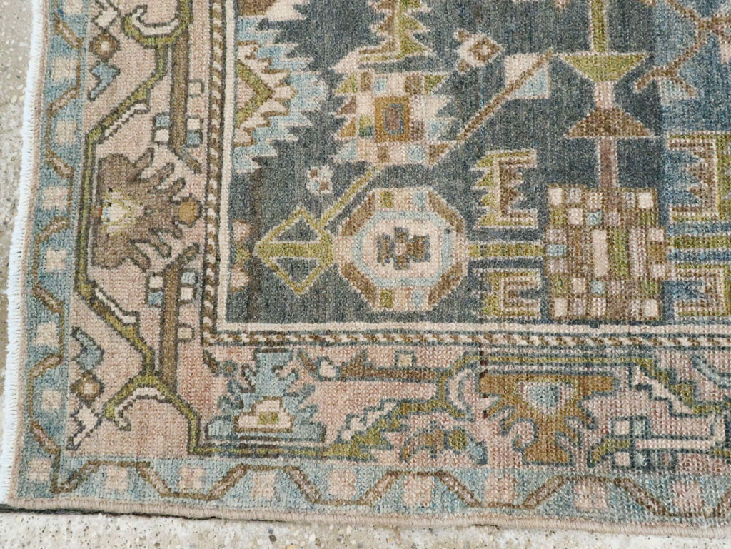 Vintage Persian Malayer Throw Rug, No.28584 - Galerie Shabab