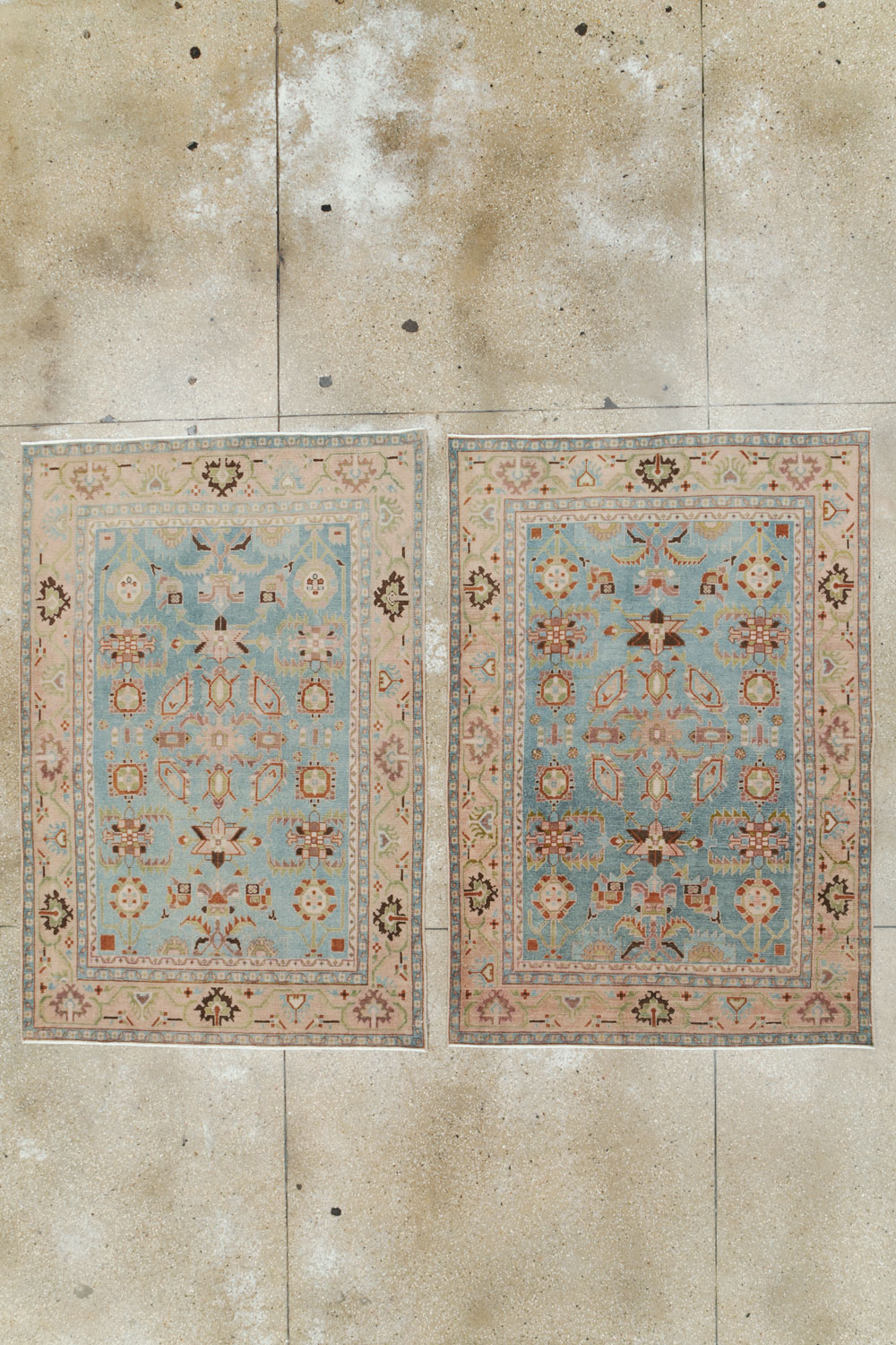 Vintage Persian Malayer Accent Rug (Pair: 1 of 2), No.28590 - Galerie Shabab