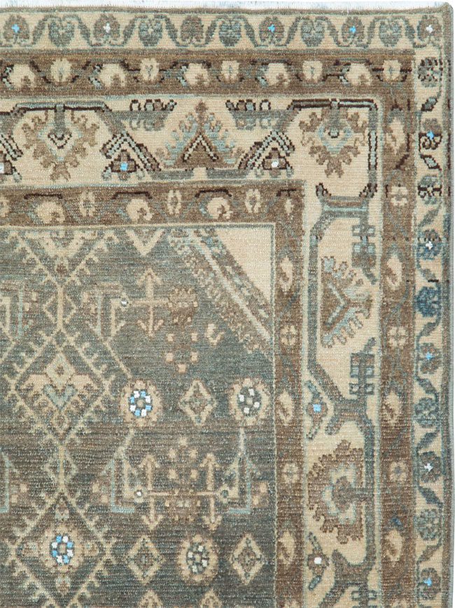 Vintage Persian Malayer Throw Rug, No.28592 - Galerie Shabab