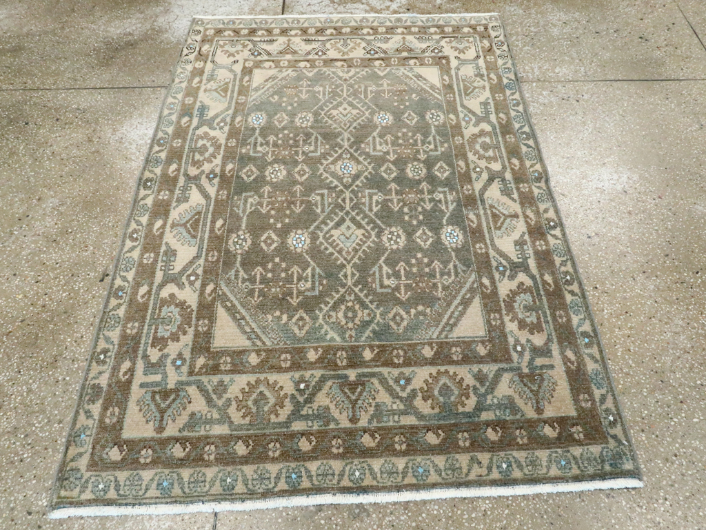 Vintage Persian Malayer Throw Rug, No.28592 - Galerie Shabab