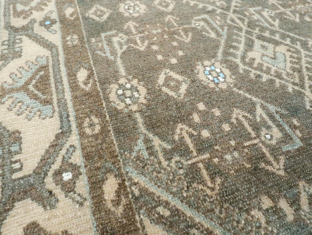 Vintage Persian Malayer Throw Rug, No.28592 - Galerie Shabab