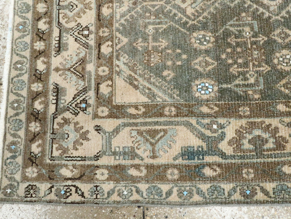 Vintage Persian Malayer Throw Rug, No.28592 - Galerie Shabab