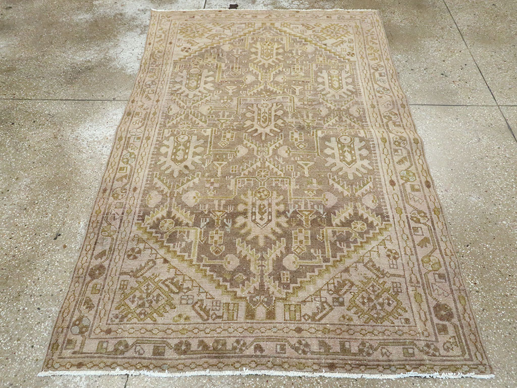 Vintage Persian Malayer Accent Rug, No.28594 - Galerie Shabab