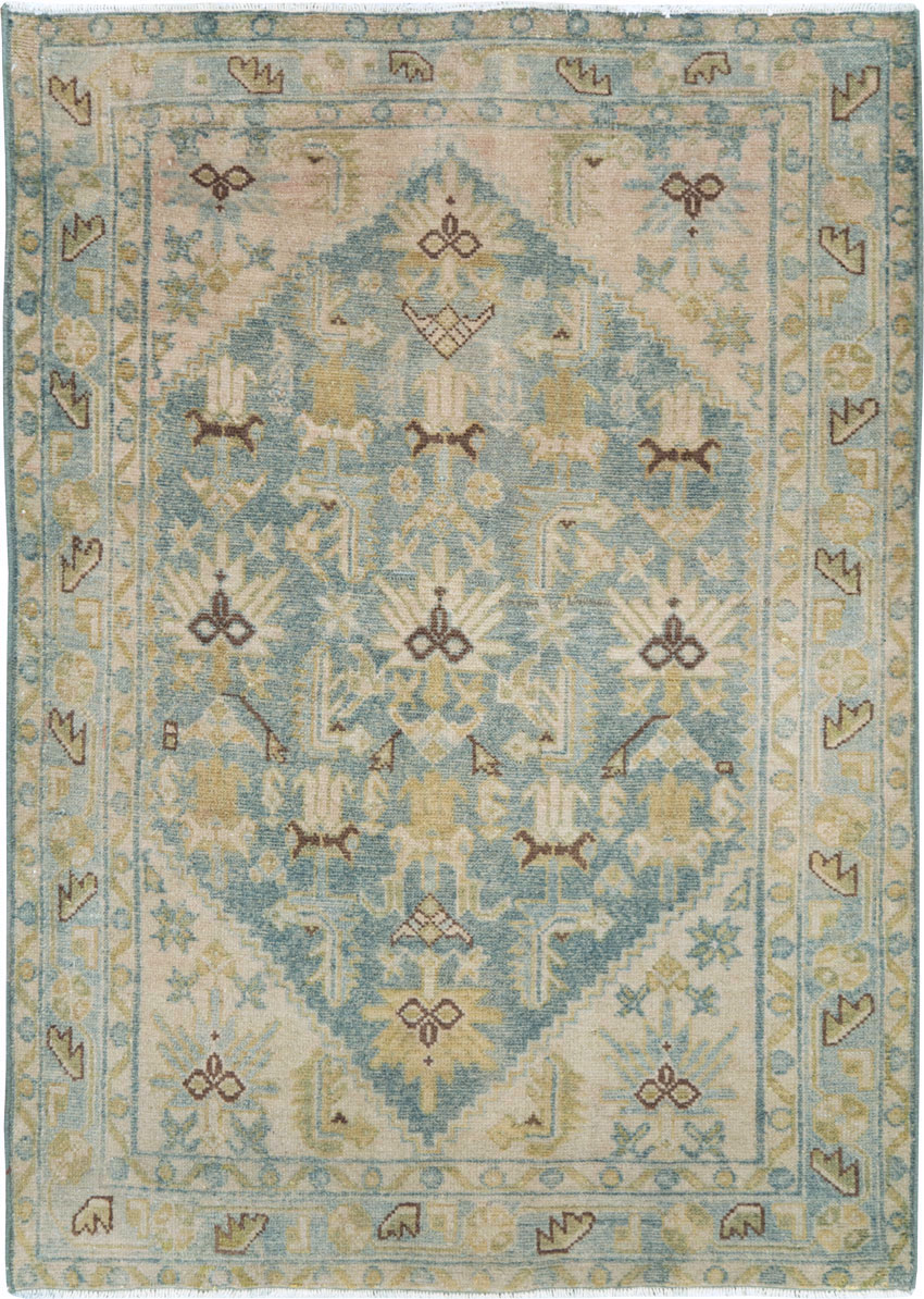 Vintage Persian Malayer Throw Rug, No.28602 - Galerie Shabab