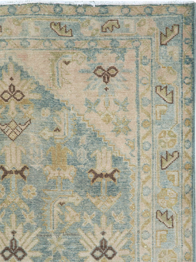 Vintage Persian Malayer Throw Rug, No.28602 - Galerie Shabab