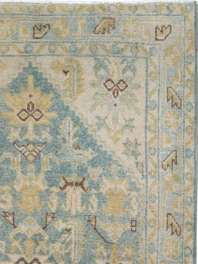 Vintage Persian Malayer Throw Rug, No.28602 - Galerie Shabab