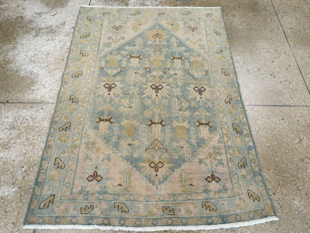 Vintage Persian Malayer Throw Rug, No.28602 - Galerie Shabab