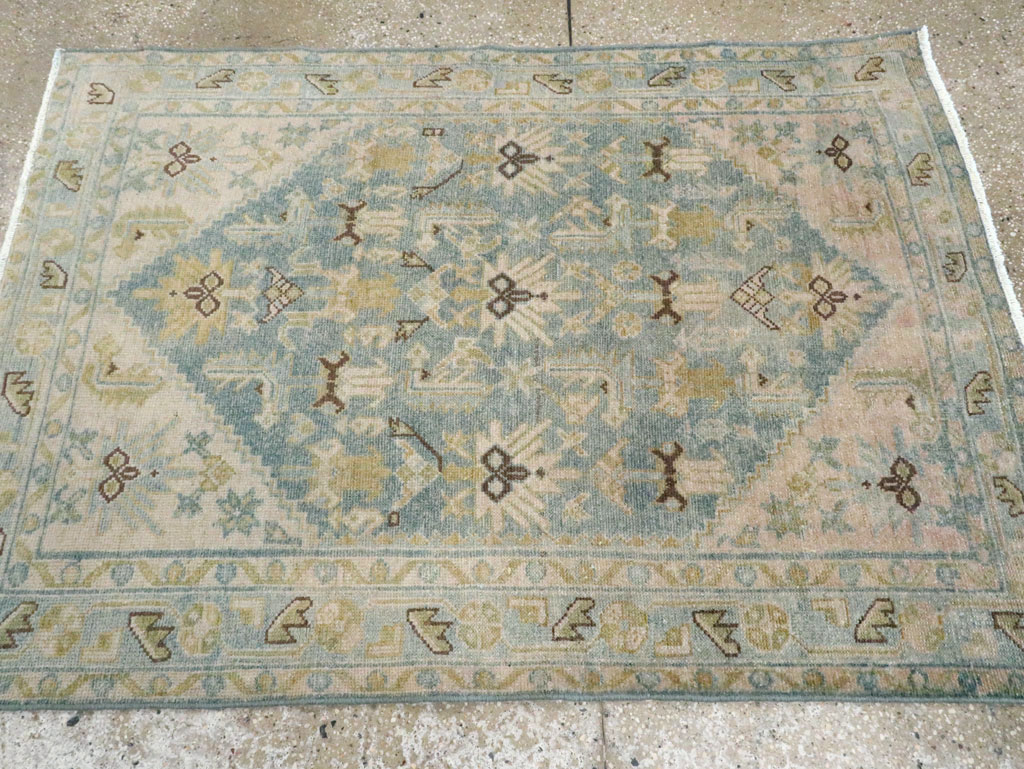 Vintage Persian Malayer Throw Rug, No.28602 - Galerie Shabab