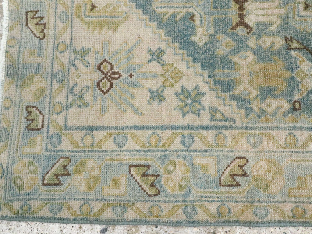 Vintage Persian Malayer Throw Rug, No.28602 - Galerie Shabab