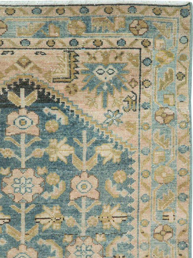Vintage Persian Malayer Throw Rug, No.28609 - Galerie Shabab