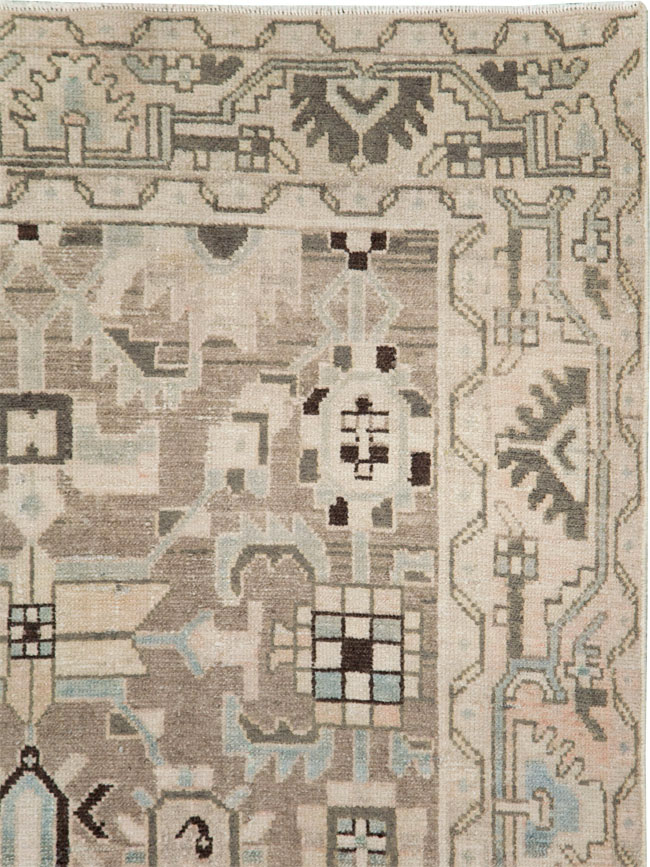Vintage Persian Malayer Accent Rug, No.28622 - Galerie Shabab