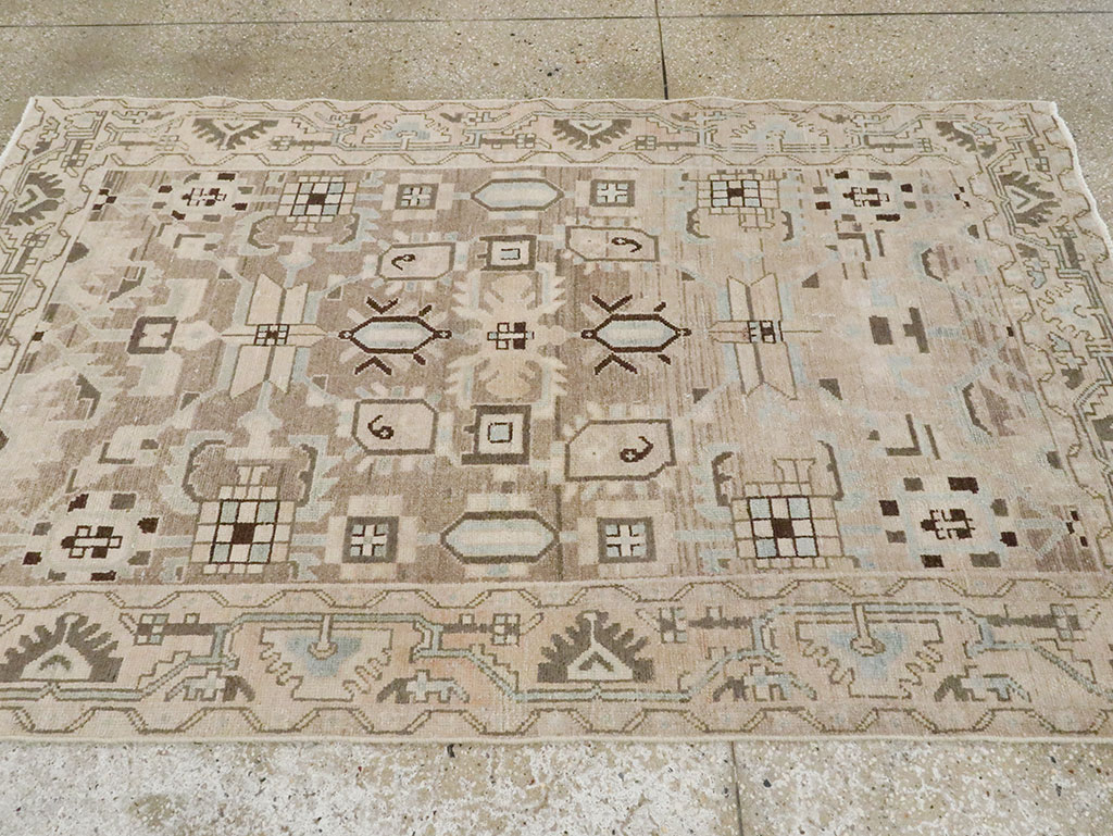 Vintage Persian Malayer Accent Rug, No.28622 - Galerie Shabab