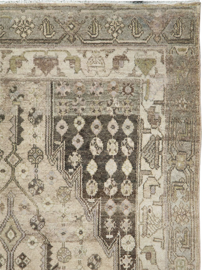 Vintage Persian Malayer Accent Rug, No.28628 - Galerie Shabab
