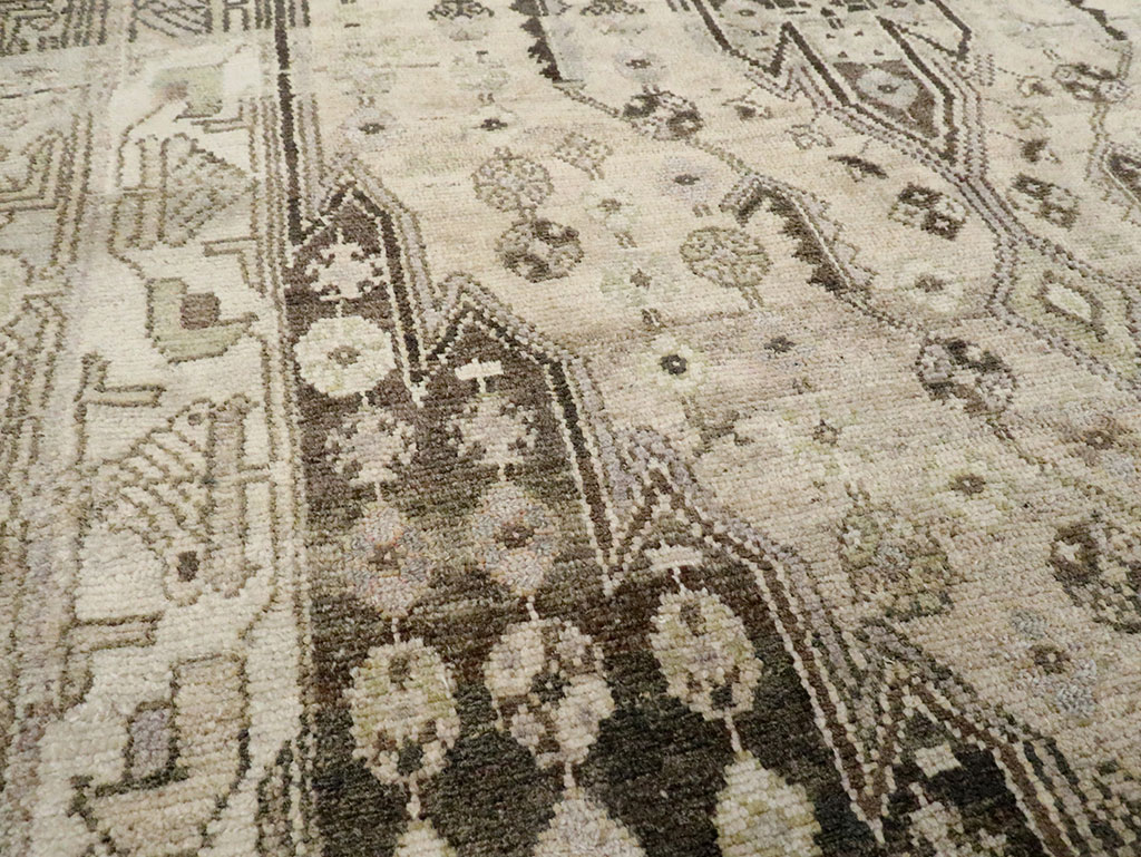 Vintage Persian Malayer Accent Rug, No.28628 - Galerie Shabab