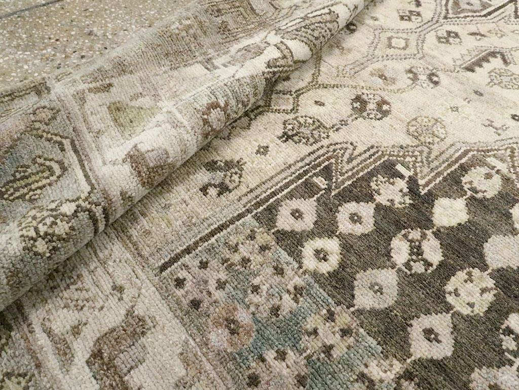 Vintage Persian Malayer Accent Rug, No.28628 - Galerie Shabab