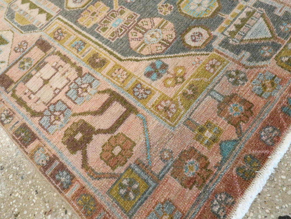 Vintage Persian Malayer Throw Rug, No.28640 - Galerie Shabab