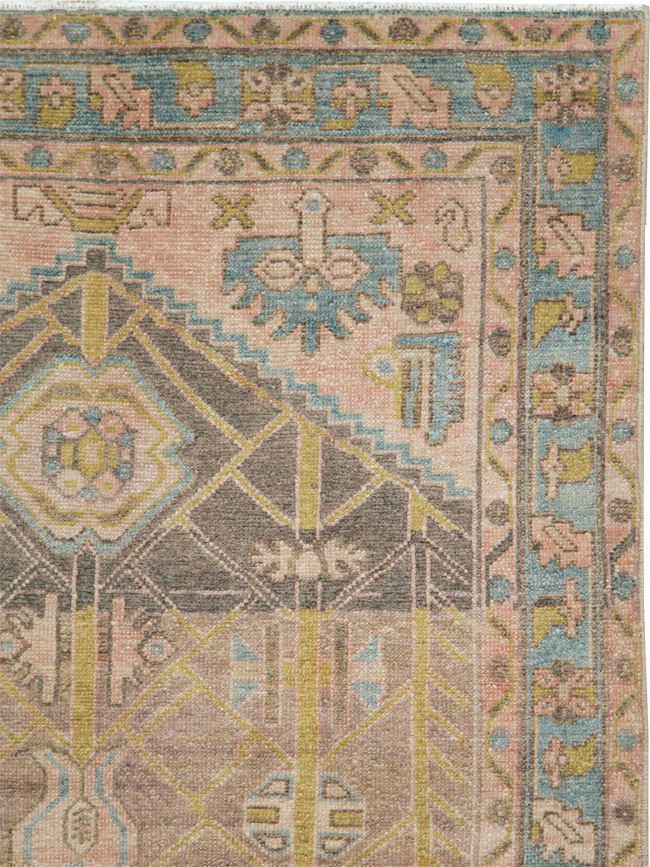 Vintage Persian Malayer Throw Rug, No.28643 - Galerie Shabab