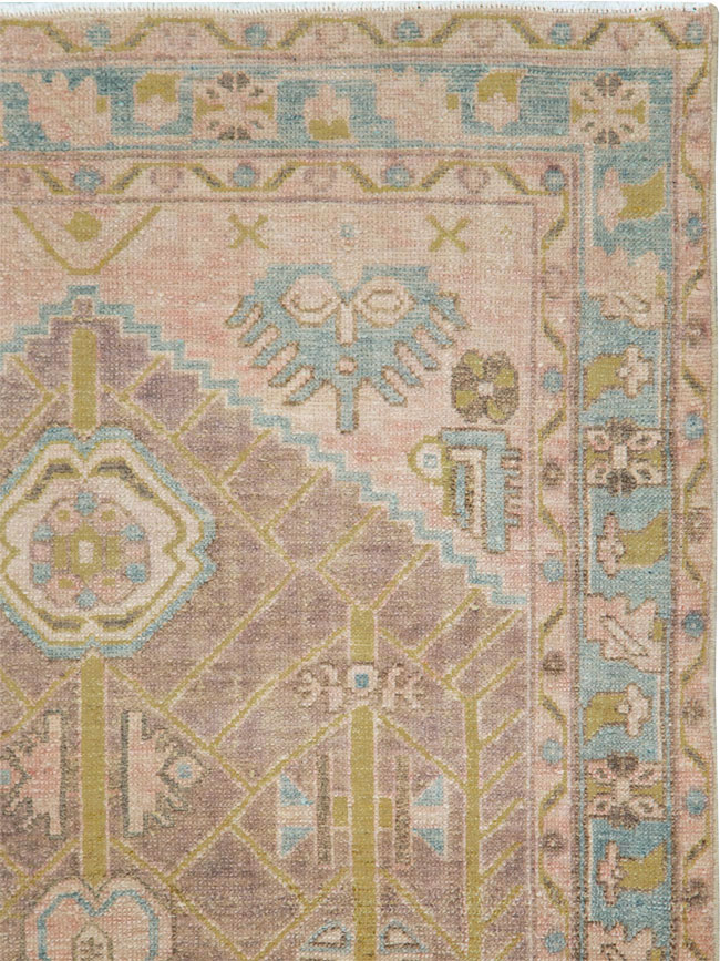 Vintage Persian Malayer Throw Rug, No.28643 - Galerie Shabab