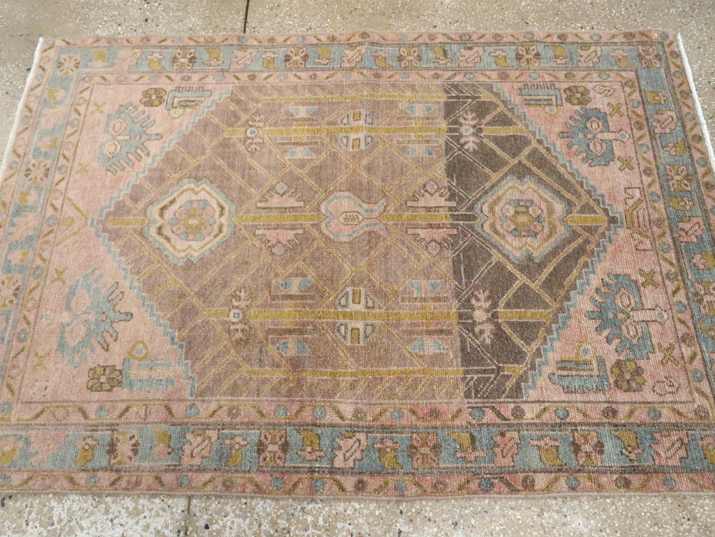 Vintage Persian Malayer Throw Rug, No.28643 - Galerie Shabab