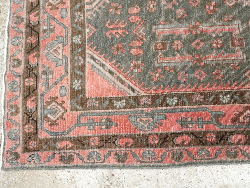 Vintage Persian Malayer Throw Rug, No.28646 - Galerie Shabab