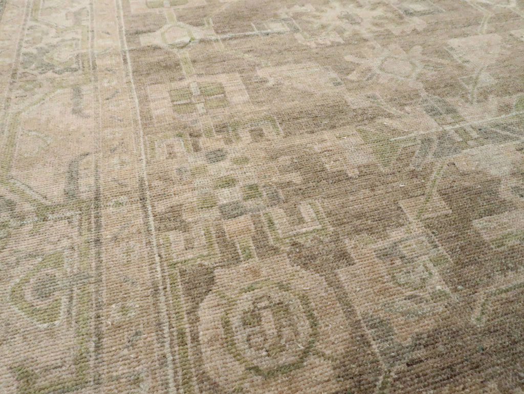 Vintage Persian Malayer Accent Rug, No.28657 - Galerie Shabab