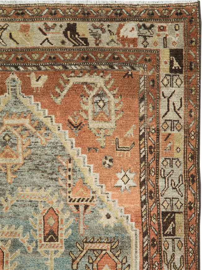 Antique Persian Malayer Accent Rug, No.28658 - Galerie Shabab