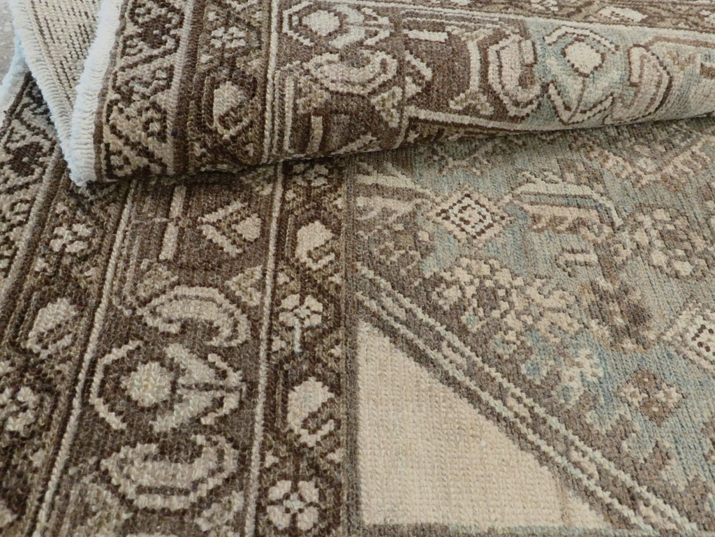 Vintage Persian Malayer Throw Rug, No.28661 - Galerie Shabab