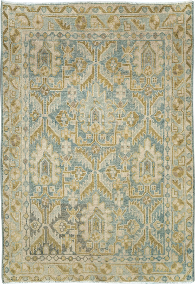 Vintage Persian Malayer Throw Rug, No.28663 - Galerie Shabab