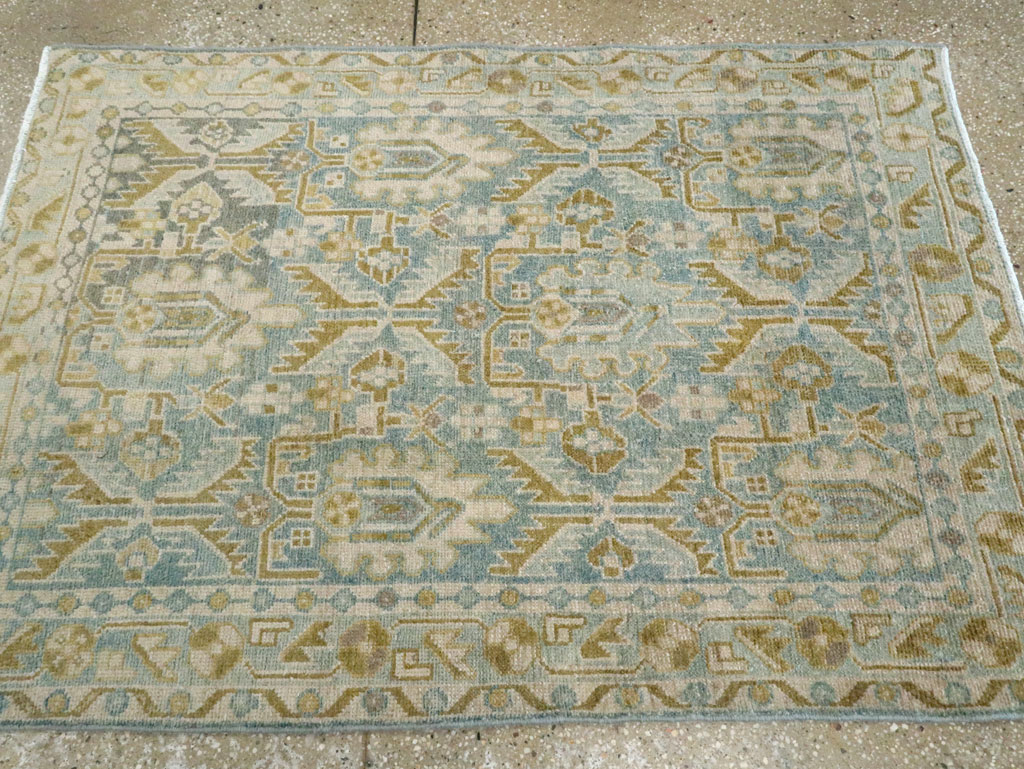 Vintage Persian Malayer Throw Rug, No.28663 - Galerie Shabab
