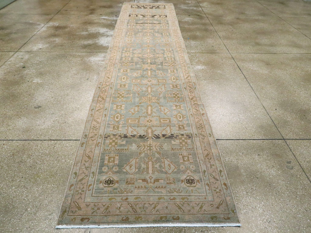 Vintage Persian Malayer Long Runner, No.28670 - Galerie Shabab