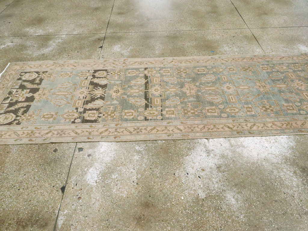 Vintage Persian Malayer Long Runner, No.28670 - Galerie Shabab
