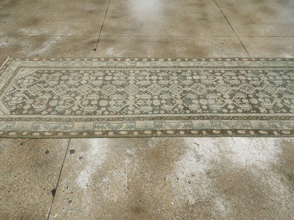 Vintage Persian Malayer Runner, No.28672 - Galerie Shabab