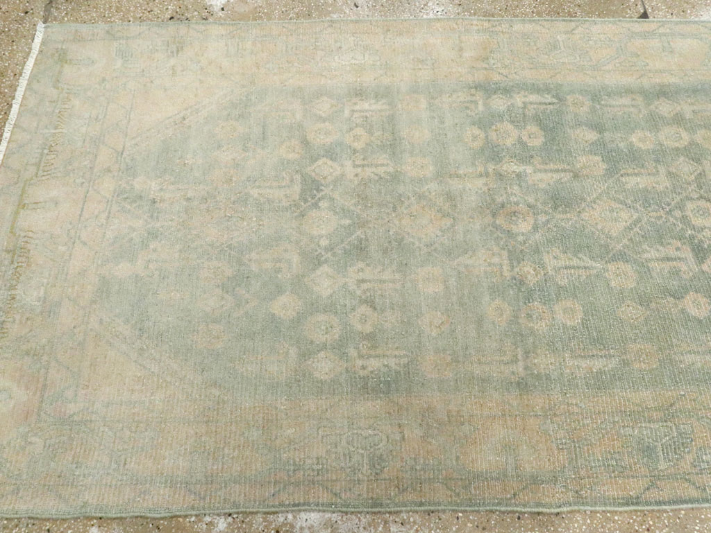 Vintage Persian Malayer Runner, No.28675 - Galerie Shabab