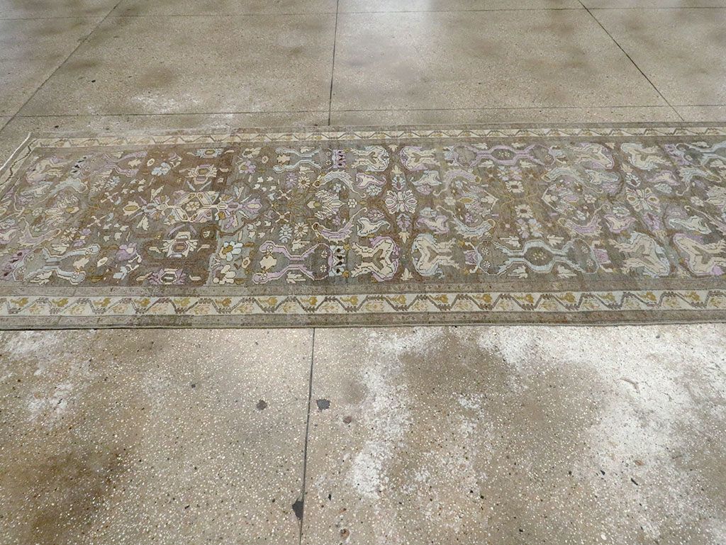 Antique Persian Malayer Runner, No.28679 - Galerie Shabab