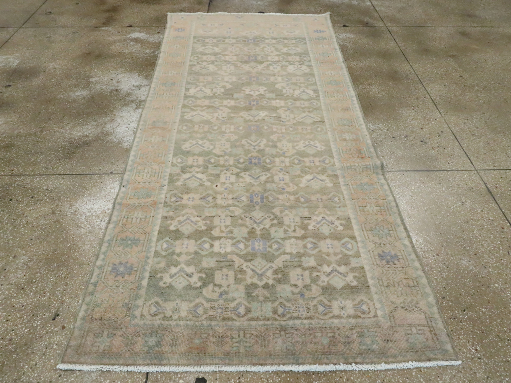 Vintage Persian Malayer Runner, No.28682 - Galerie Shabab