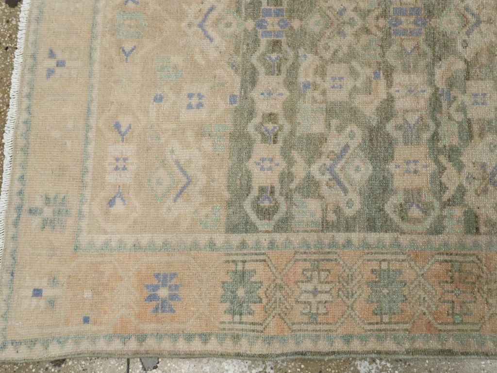 Vintage Persian Malayer Runner, No.28682 - Galerie Shabab