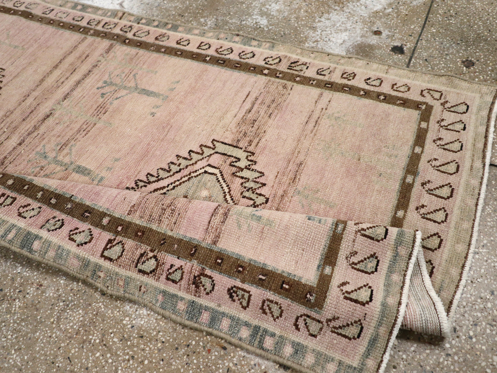 Vintage Persian Malayer Runner, No.28685 - Galerie Shabab