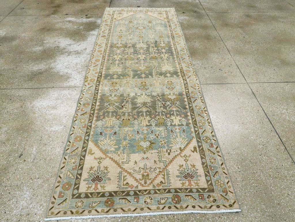 Vintage Persian Malayer Runner, No.28687 - Galerie Shabab