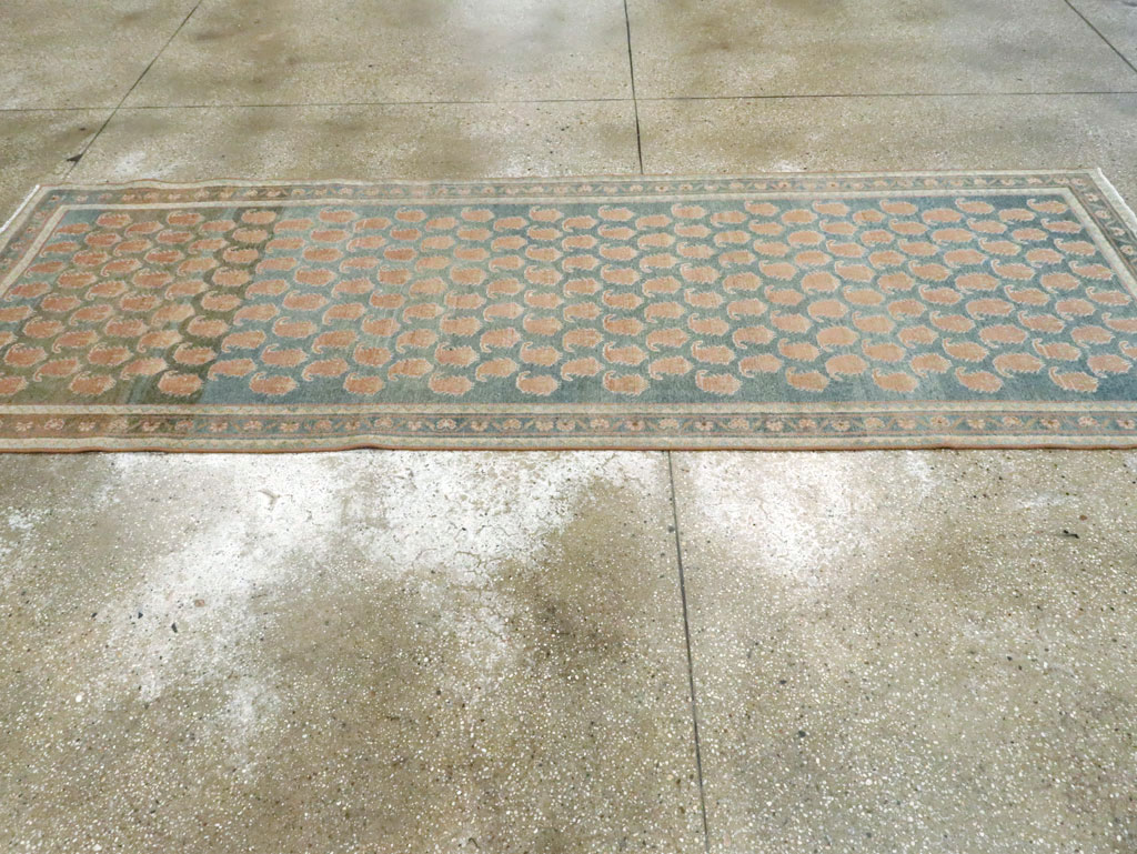 Vintage Persian Malayer Runner, No.28690 - Galerie Shabab