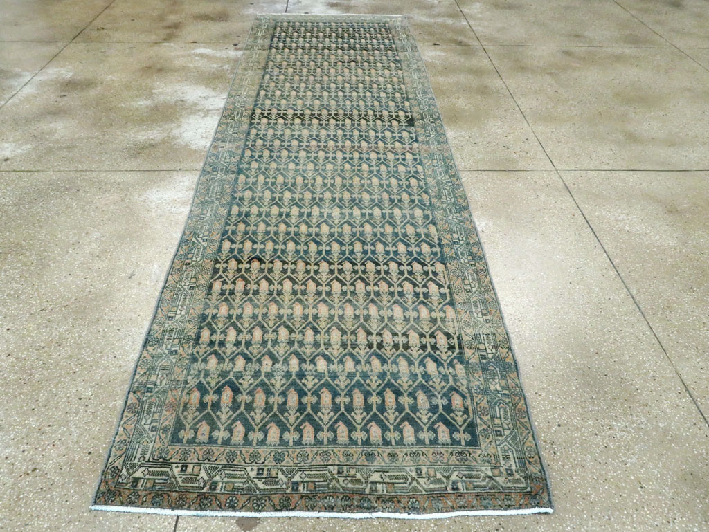 Vintage Persian Malayer Runner, No.28696 - Galerie Shabab