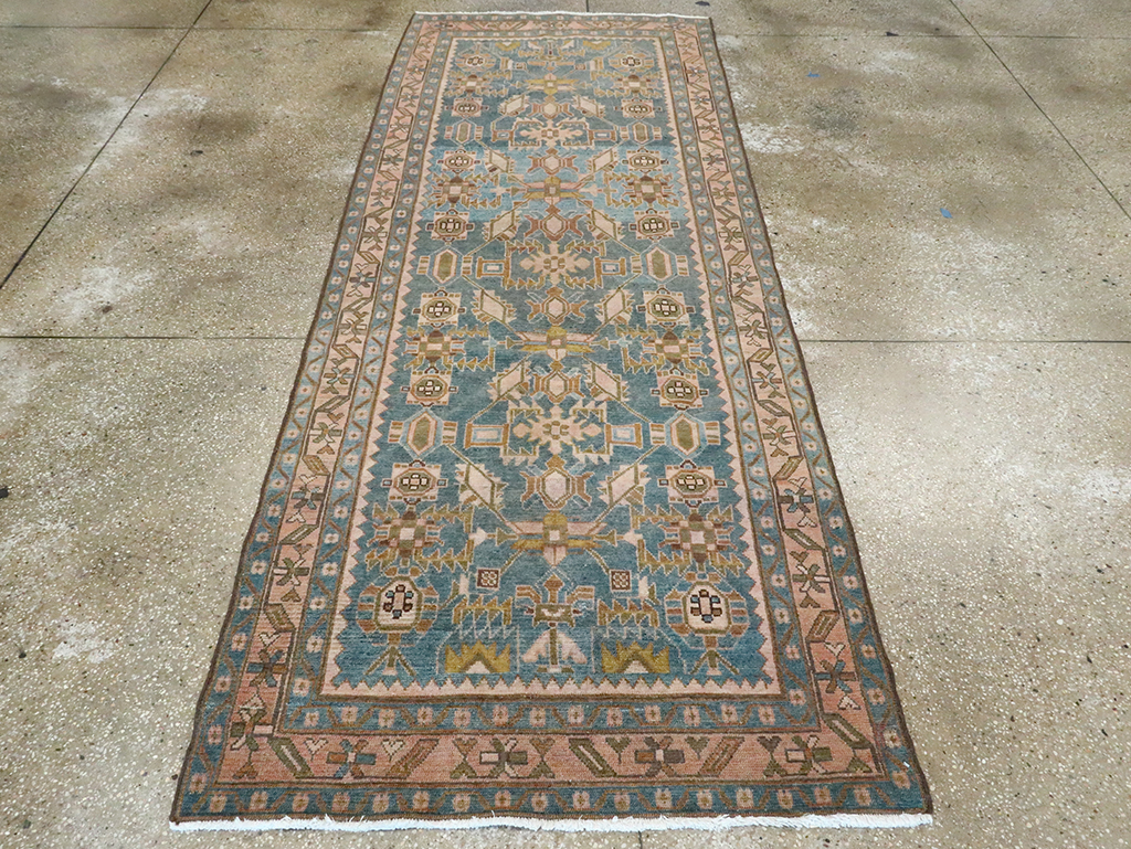 Vintage Persian Malayer Runner, No.28699 - Galerie Shabab