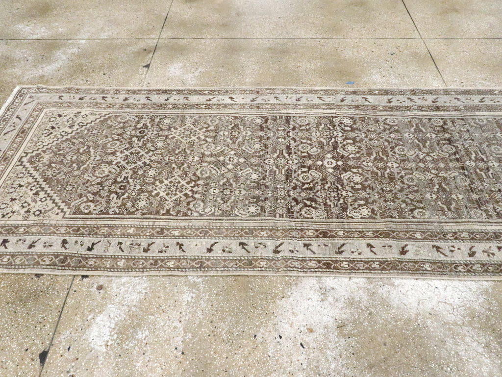 Vintage Persian Malayer Runner, No.28703 - Galerie Shabab