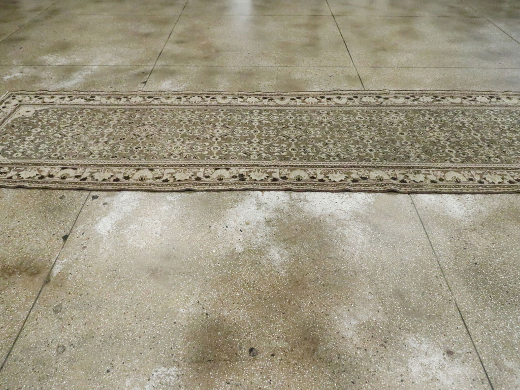 Vintage Persian Malayer Wide Gallery Runner, No.28705 - Galerie Shabab