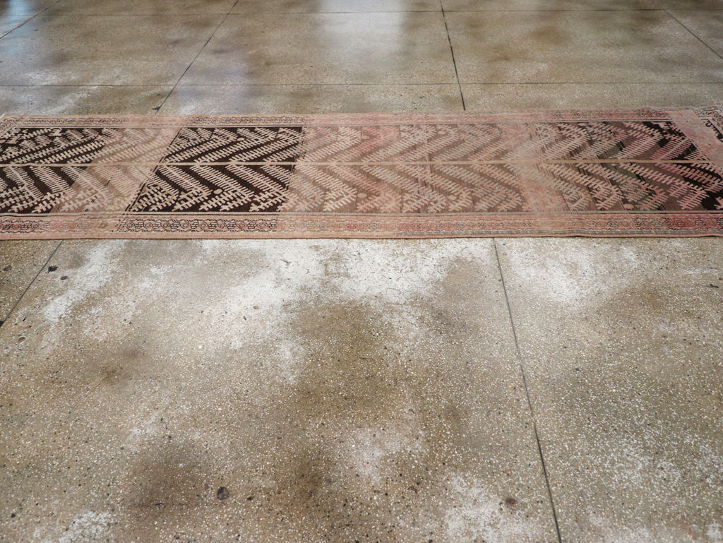 Vintage Persian Malayer Runner, No.28708 - Galerie Shabab