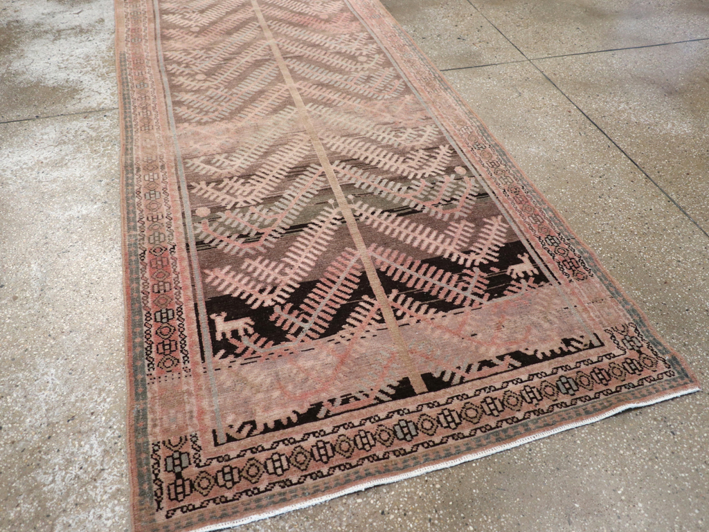 Vintage Persian Malayer Runner, No.28708 - Galerie Shabab