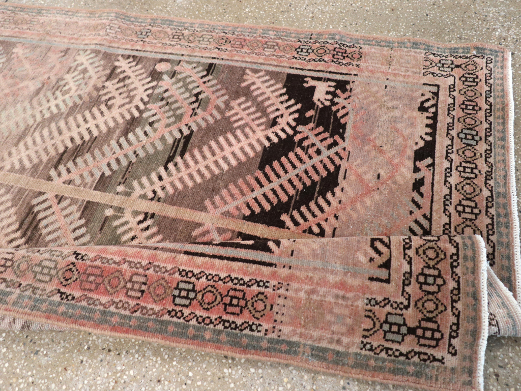 Vintage Persian Malayer Runner, No.28708 - Galerie Shabab