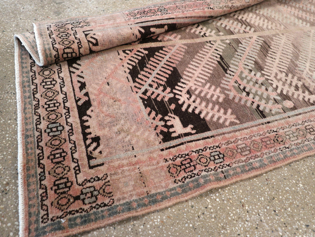 Vintage Persian Malayer Runner, No.28708 - Galerie Shabab