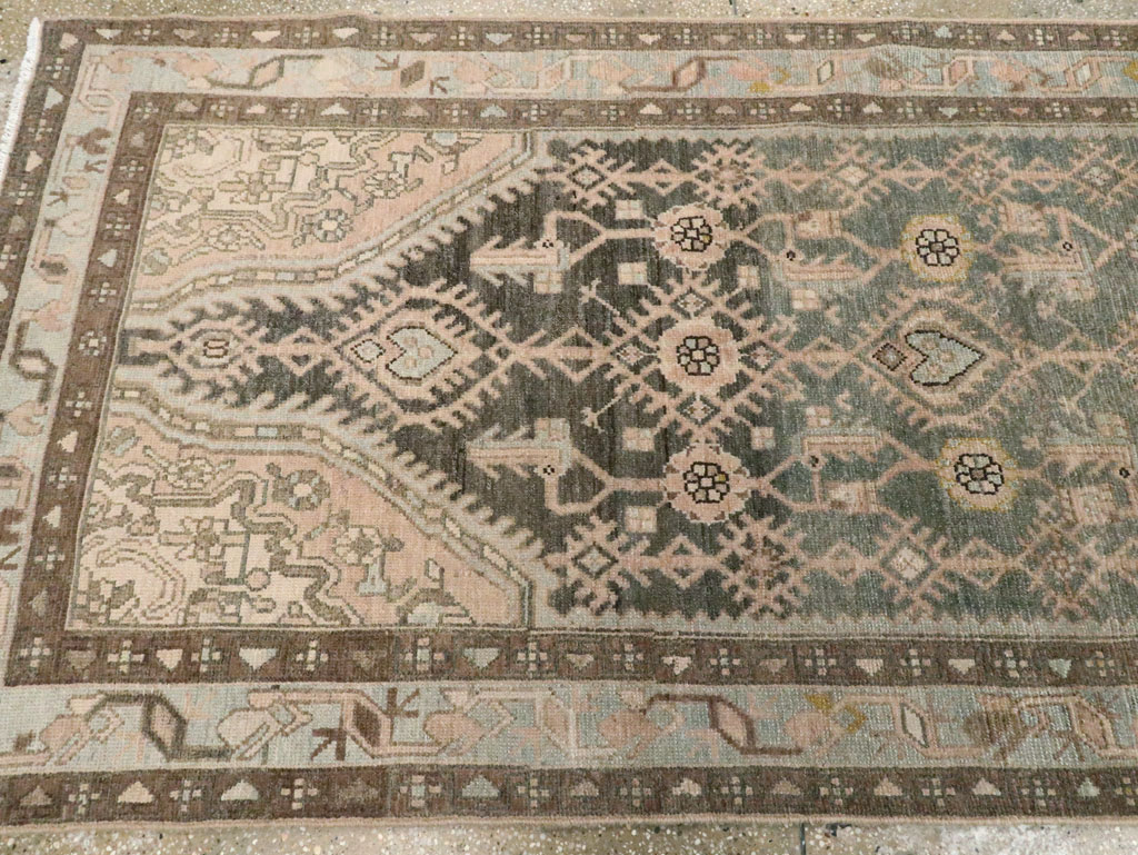 Vintage Persian Malayer Runner, No.28711 - Galerie Shabab