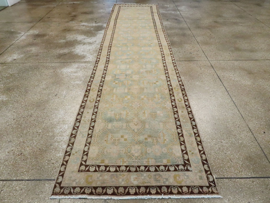 Vintage Persian Malayer Runner, No.28722 - Galerie Shabab